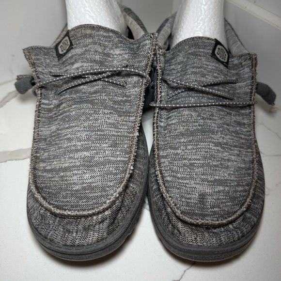 Hey Dude’s Men’s size 7 - Picture 6 of 6